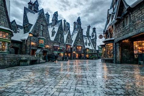 who founded hogsmeade|where is hogsmeade located.